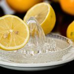 Zitronenpresse aus Glas